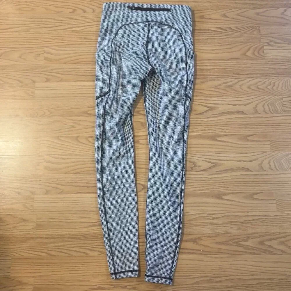 Lululemon - Speed Up Tight - Teeny Tooth White Black -‎ 4